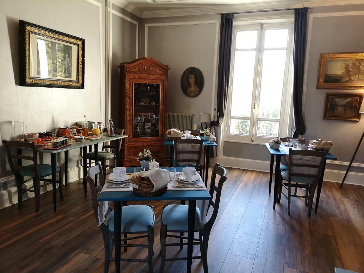 Le Domaine Des Pres Du Hom Acomodação com café da manhã Bézu-Saint-Éloi Exterior foto